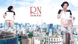 Giantess As Big As King Kong Going Thru The City