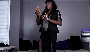 Short Girl Has Giantess Growth and Rips Out Of Her Clothes Turns In Black Giantess